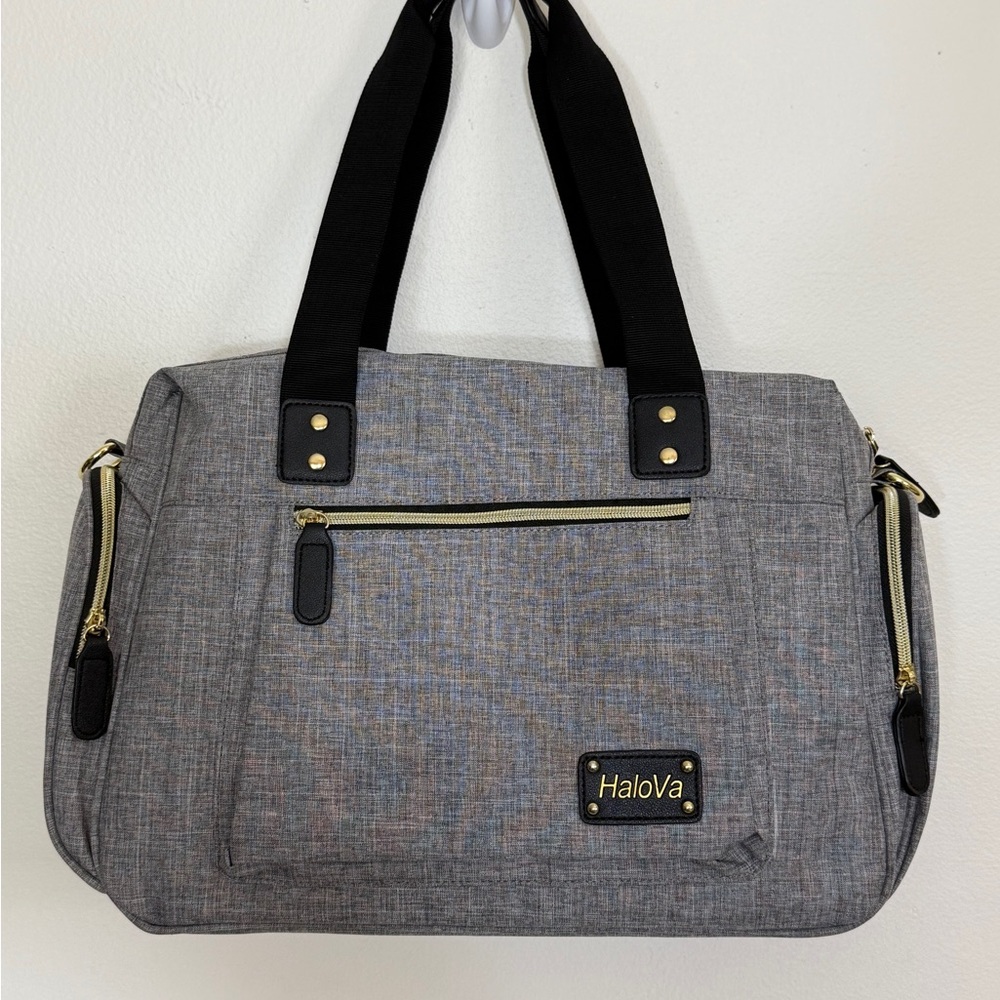 HaloVa Gray Baby insulated Bag also has strap for shoulder or crossbody